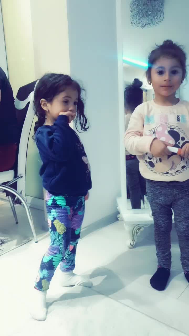 @Selena Elena