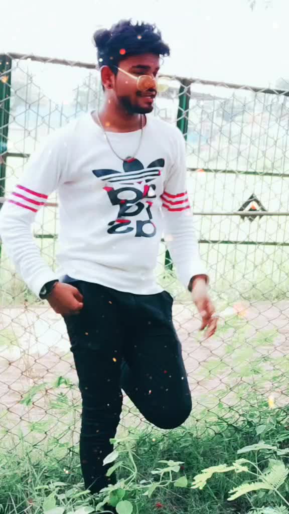 @DAZzLING boy ROHIT.