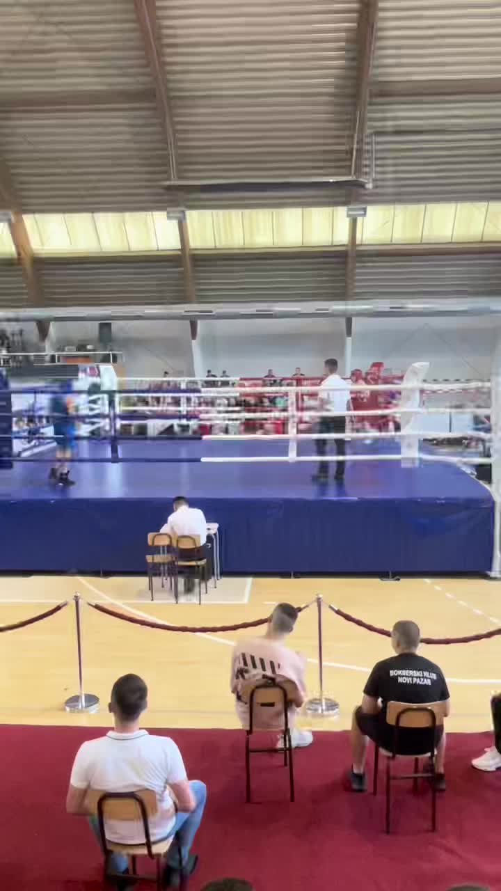 @Dzan__curic 🥊🥊