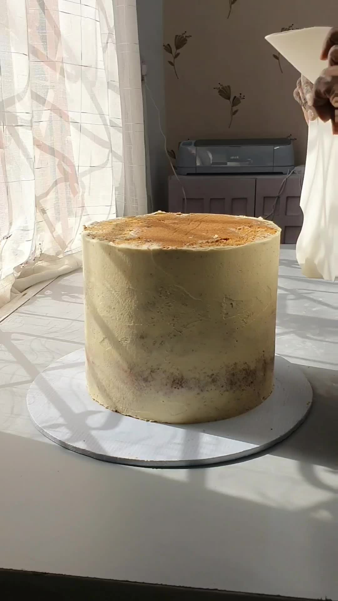 @luciouscakes_nmore