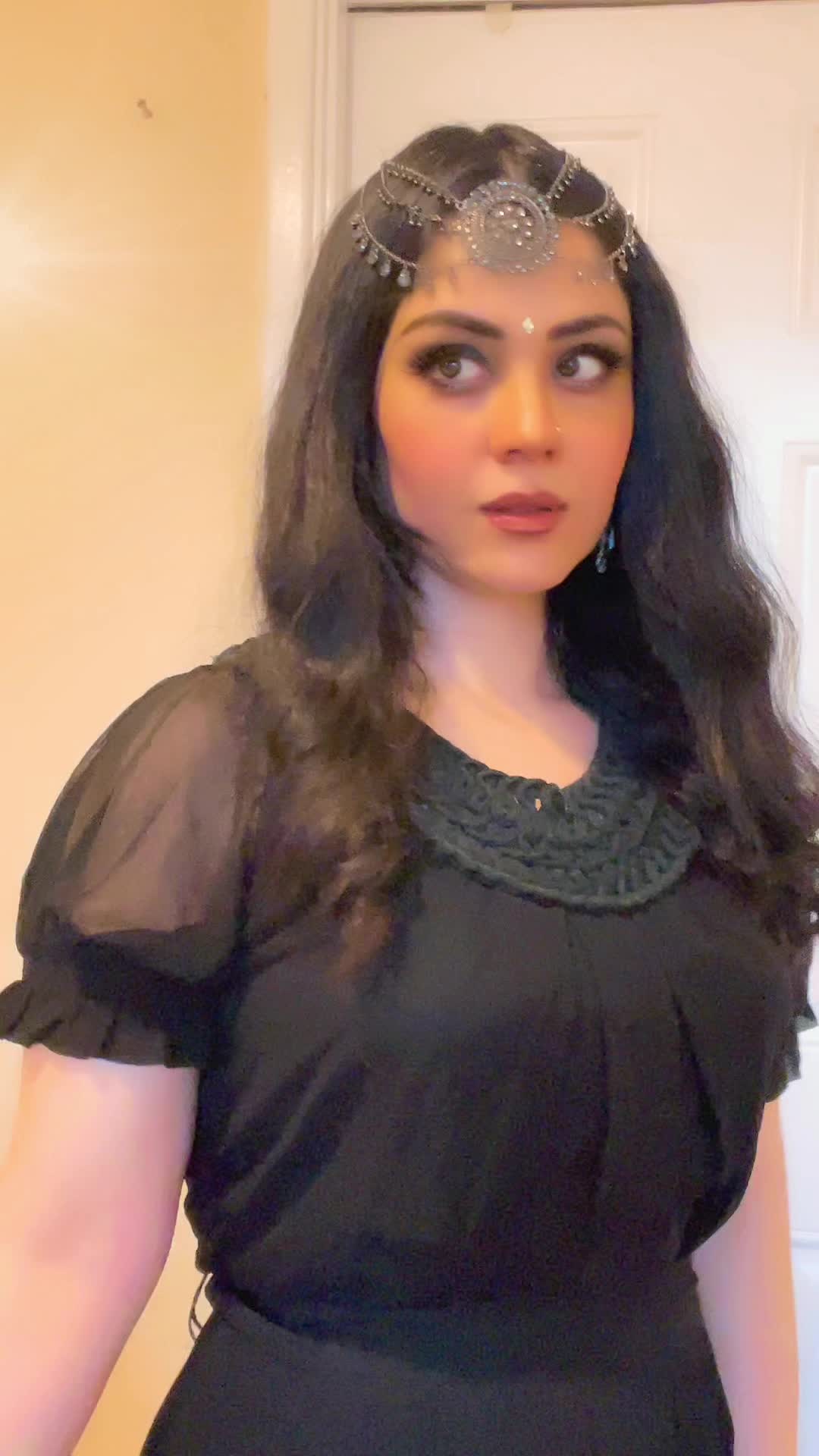@Seema😍The Afghan princess 👸