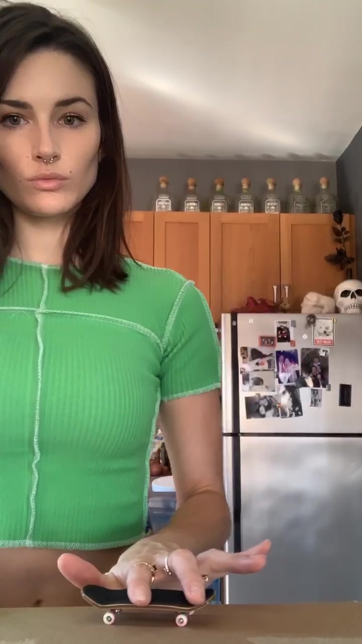 @Hilaryshanks