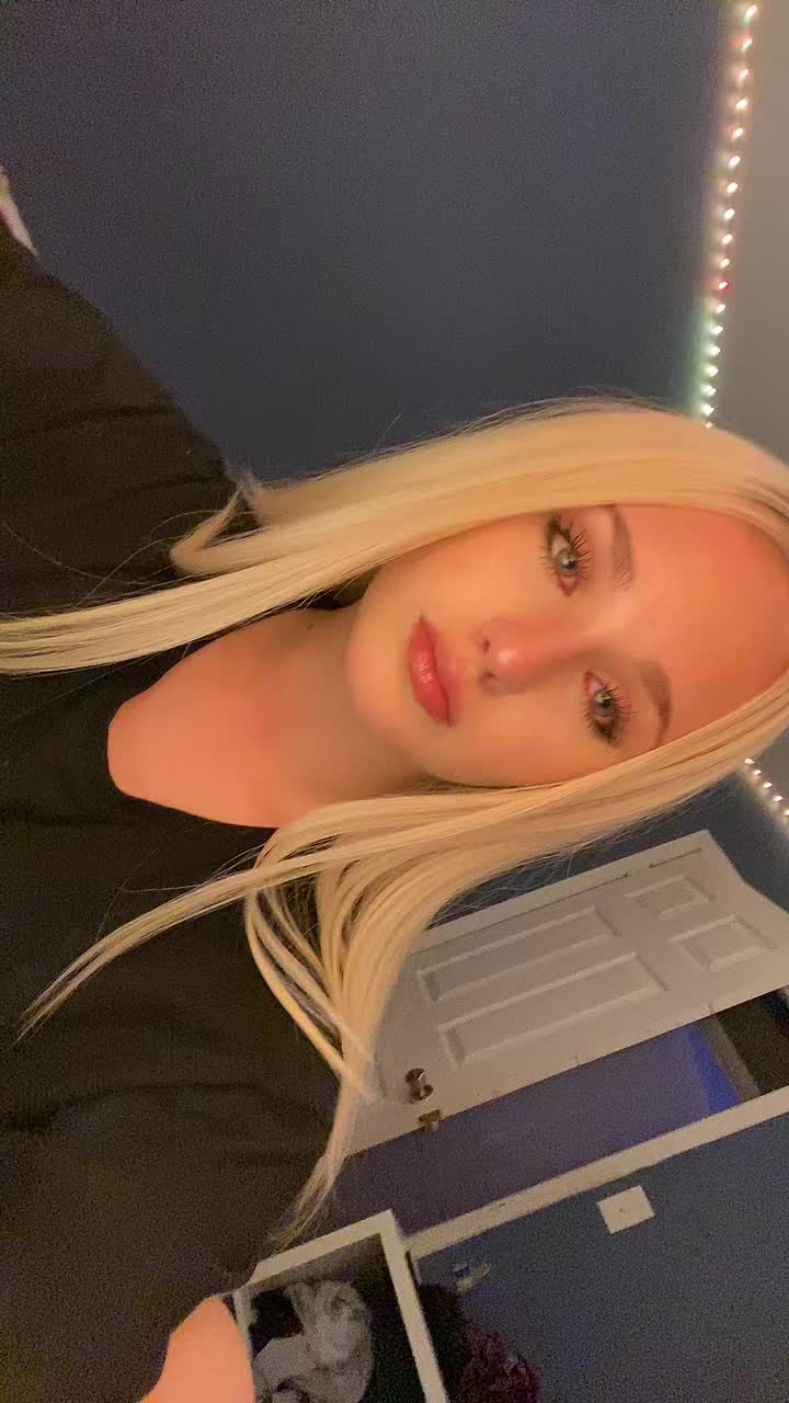 @Mik🪼