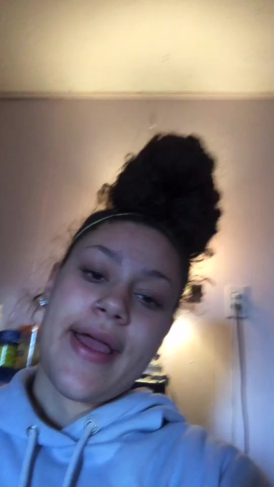 @Lil_shortyy_babe🤍💍