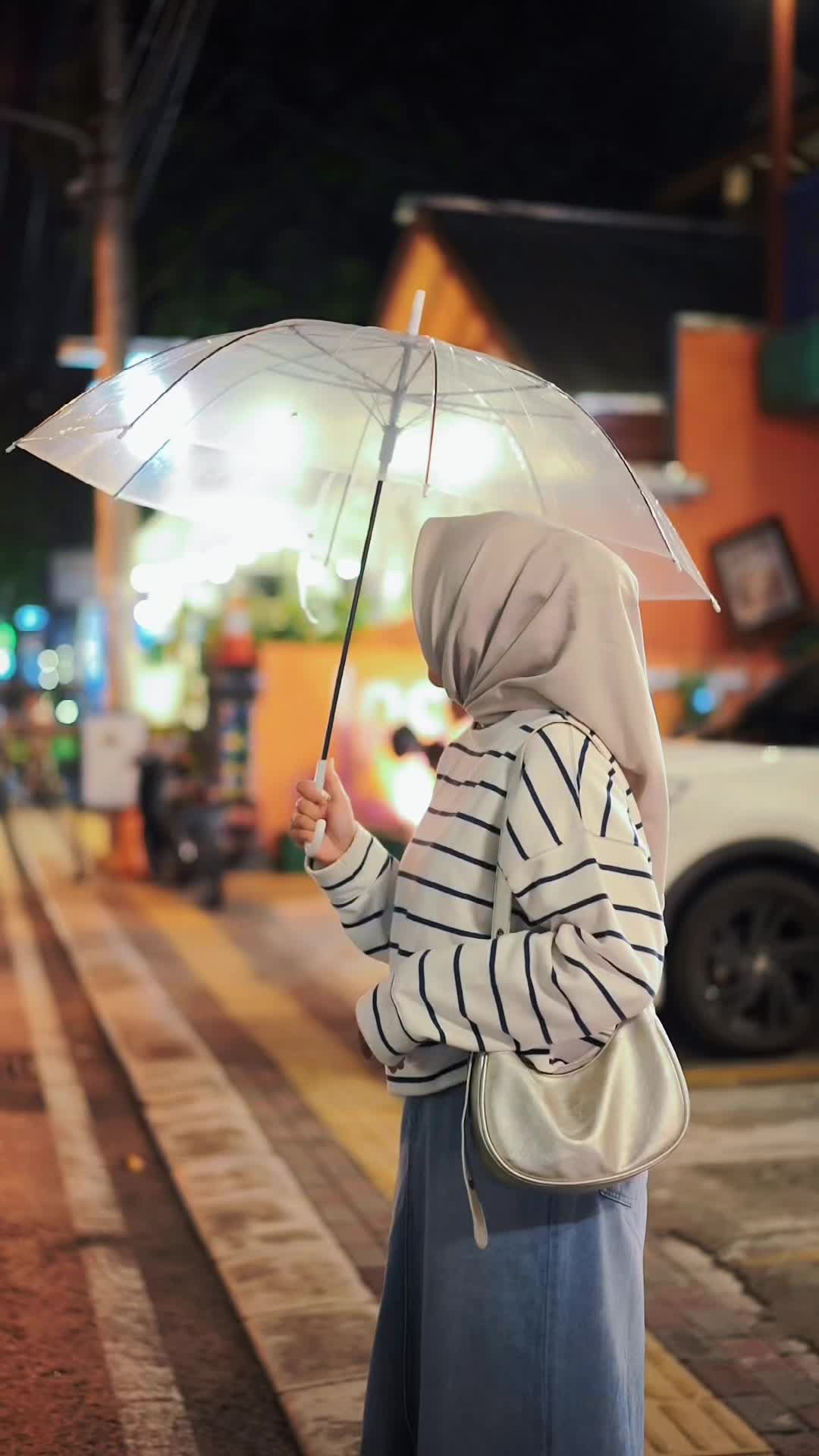 @Indrahn_