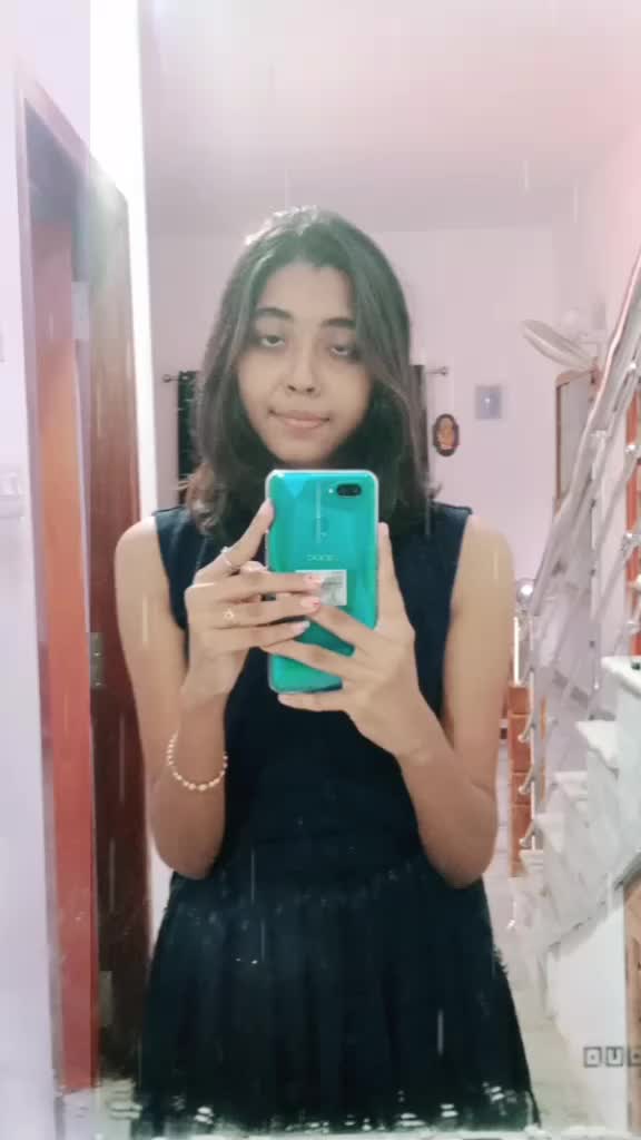 @👑Gopika👑