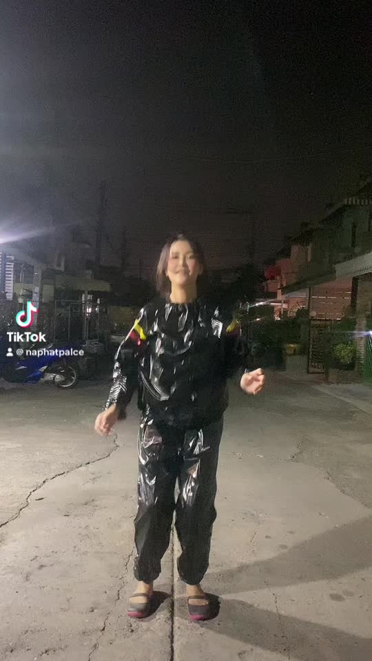 @Naphat Palce
