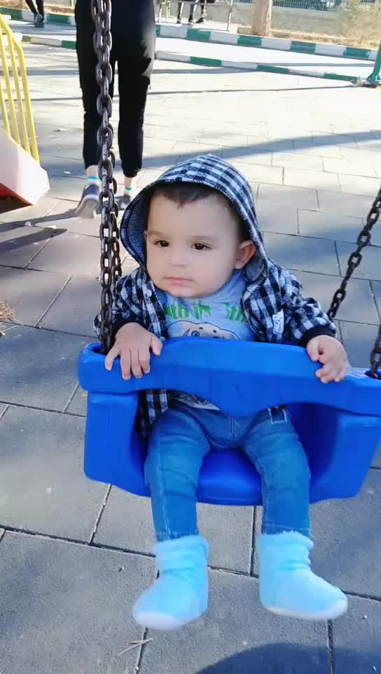 @nezaket_enver