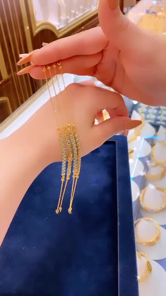 @user32660083254