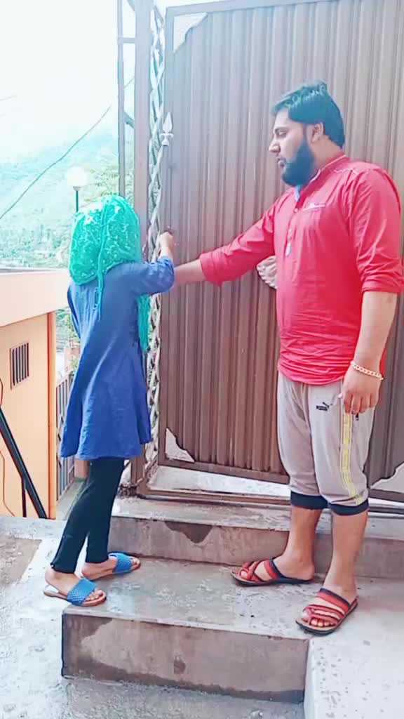 @Moon Shah 🇵🇰 🇰🇬