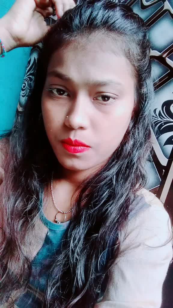 @😘Aaru😘