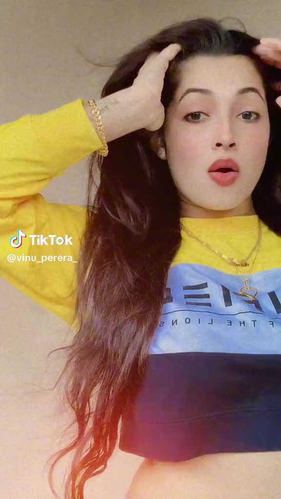@Rishaa_