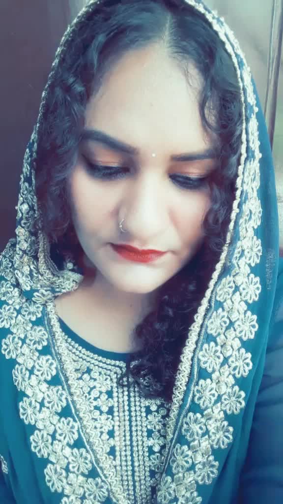 @👰simran 👰