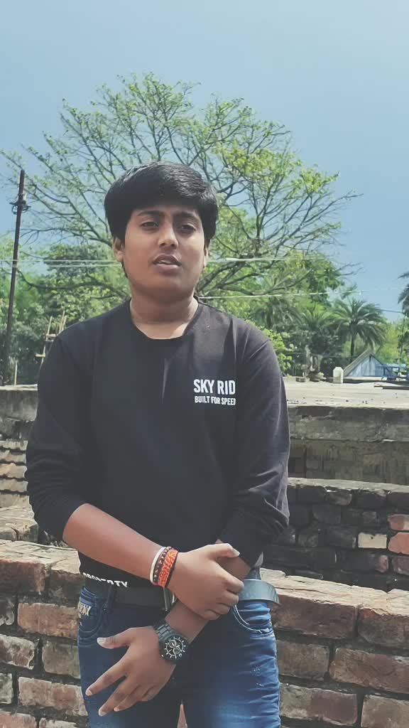 @Laksh Roy 🥰