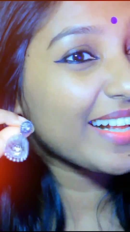 @poojameaw