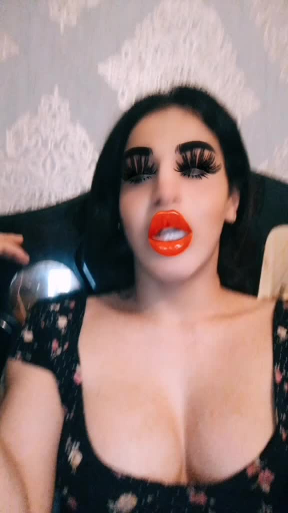 @LEYLİ ELEKBERZADE