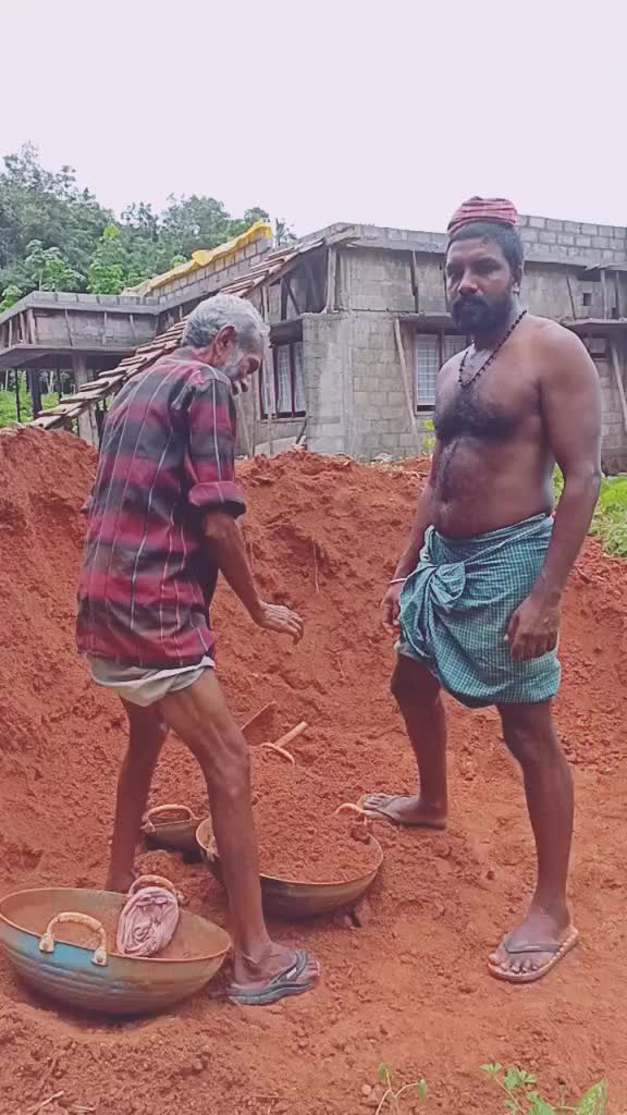 @ManuAkki