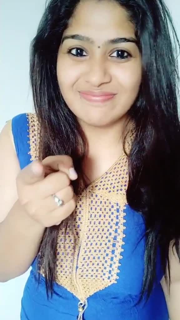 @Shobana shobi 🖤👑