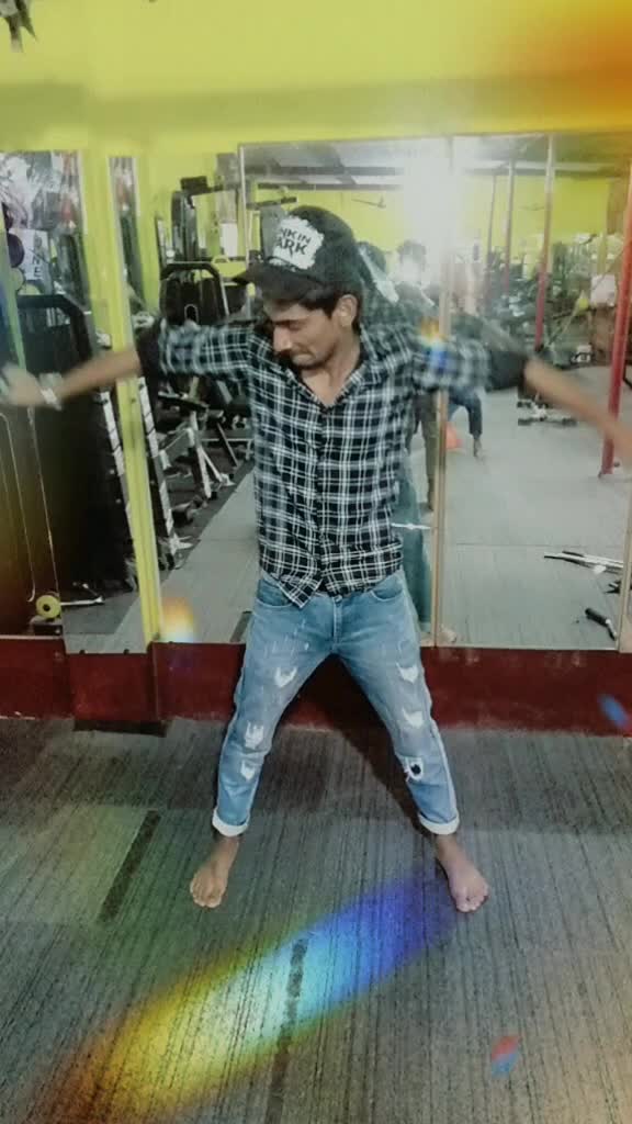 @z.e.e.s.h.a.n.khan👑