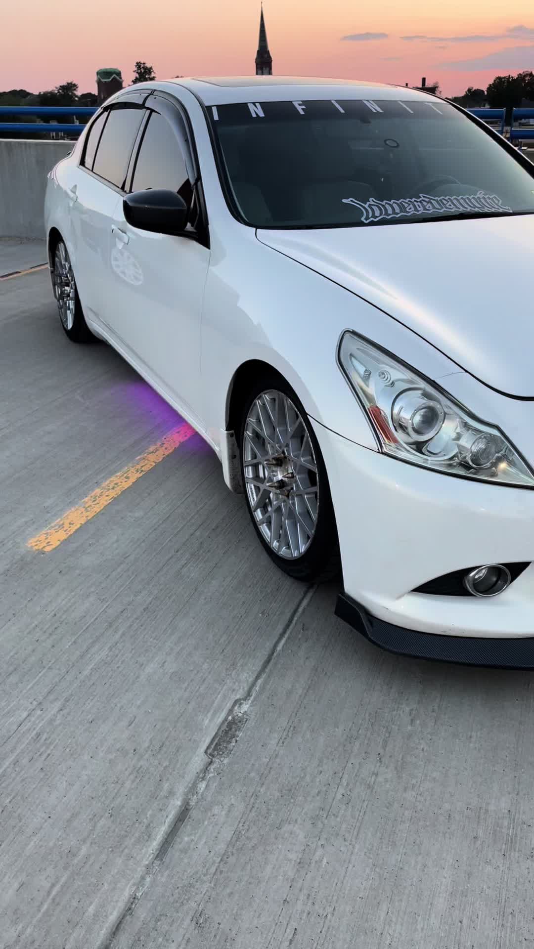 @Wckdwht_g37x