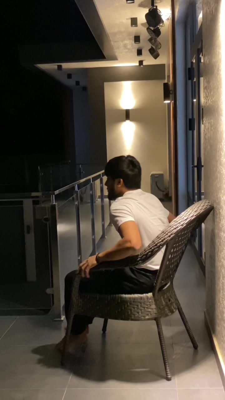 @𝓐𝓵𝓲.𝓐𝓻𝓪𝓫