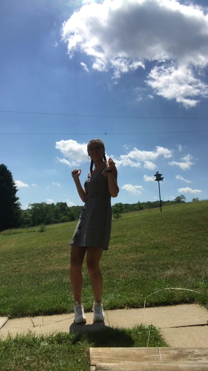 @Lexi lehr🐘, 16