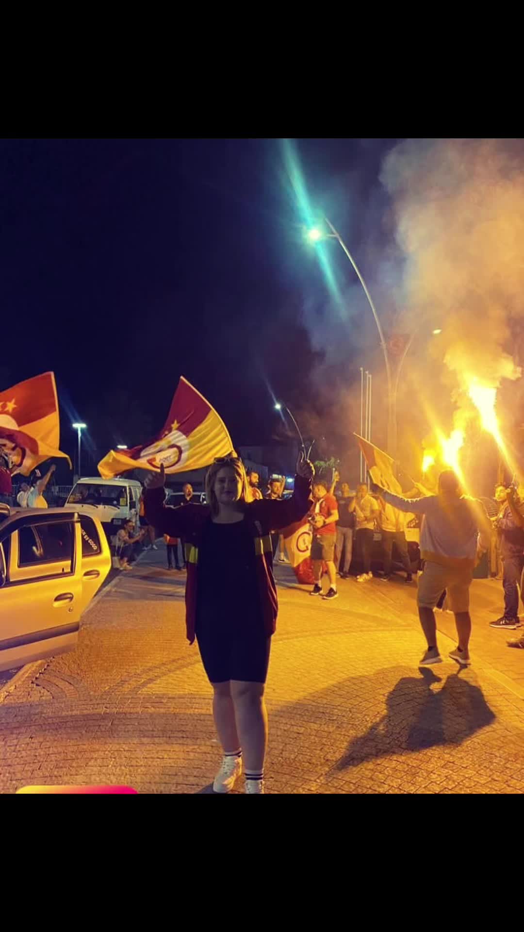 @B&uuml;şra Elmas