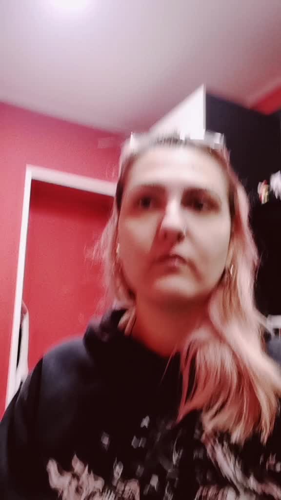 @Sophia
