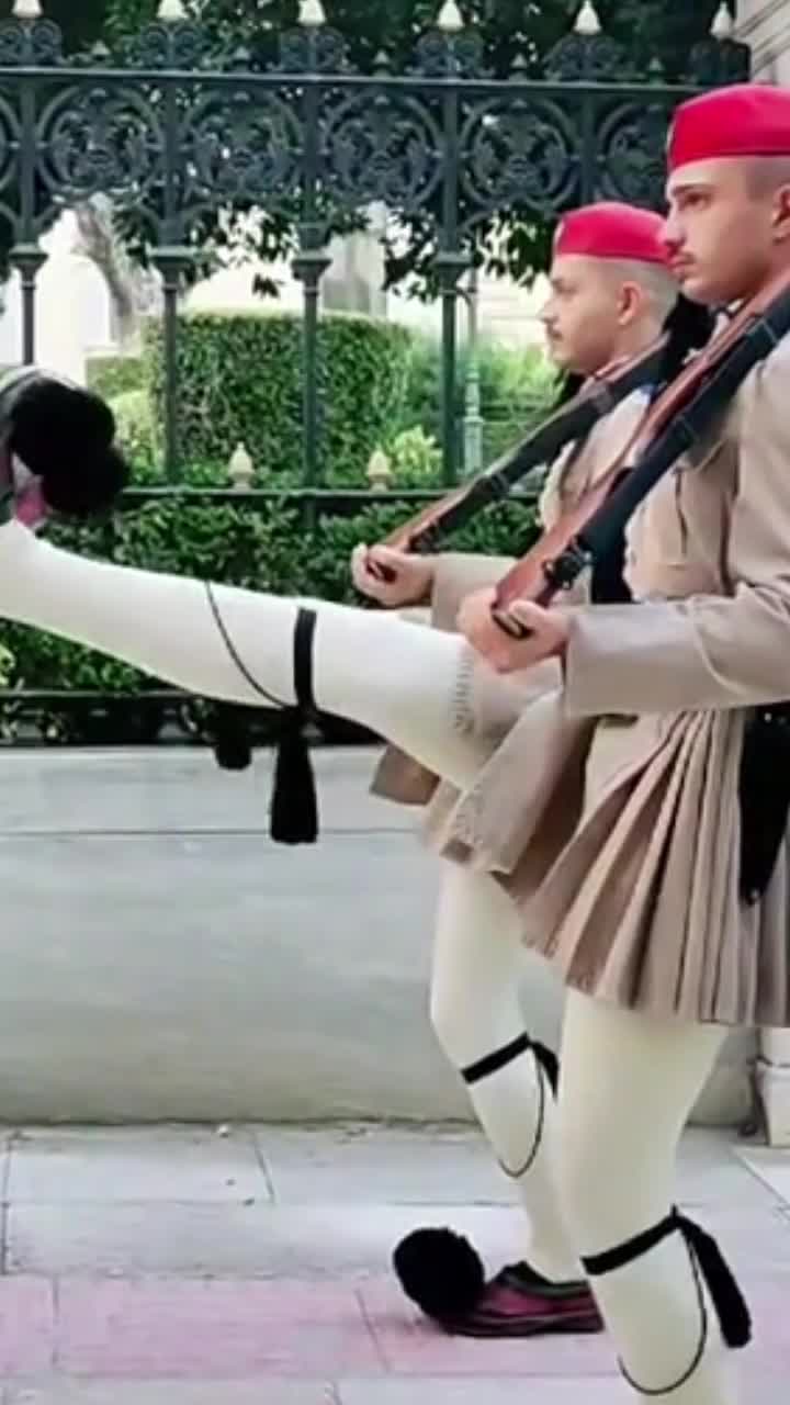 @๐ฏ๐๐๐๐๐ ๐ฎ๐ญ