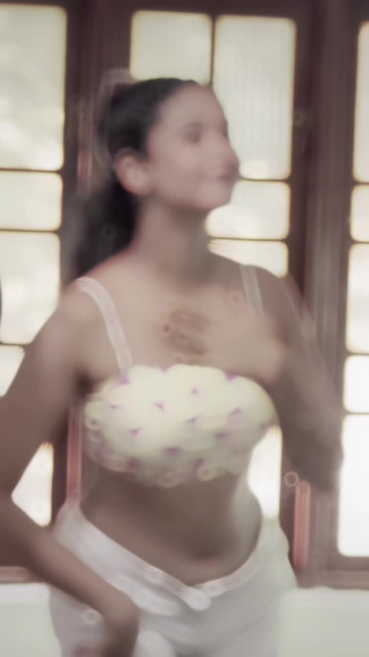 @R I T H U_GIRL_ 🍭🤍🧸