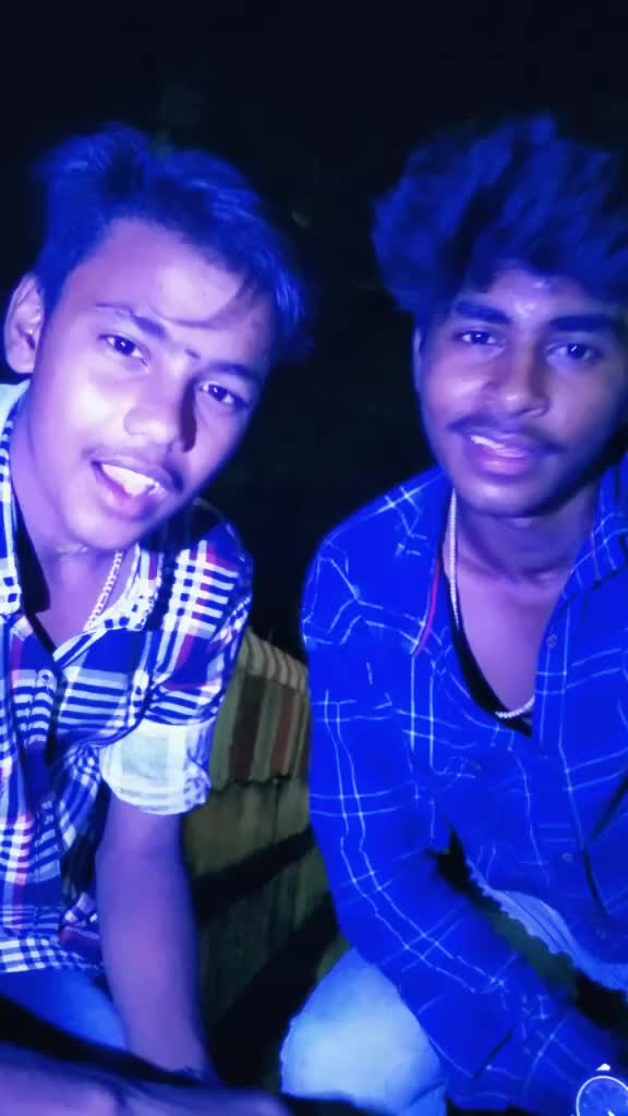 @Road side Romeo