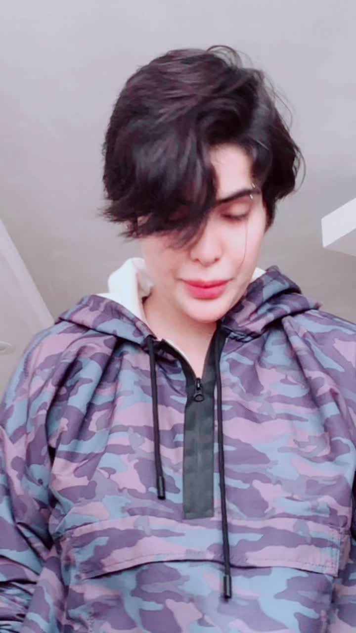 @Bhrshfie