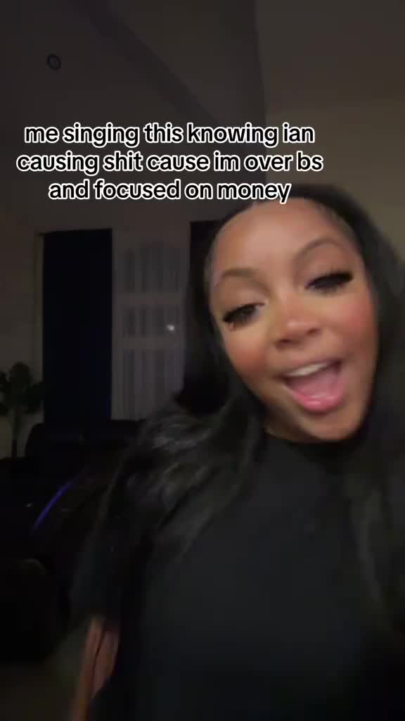 @Mirah🦋💛