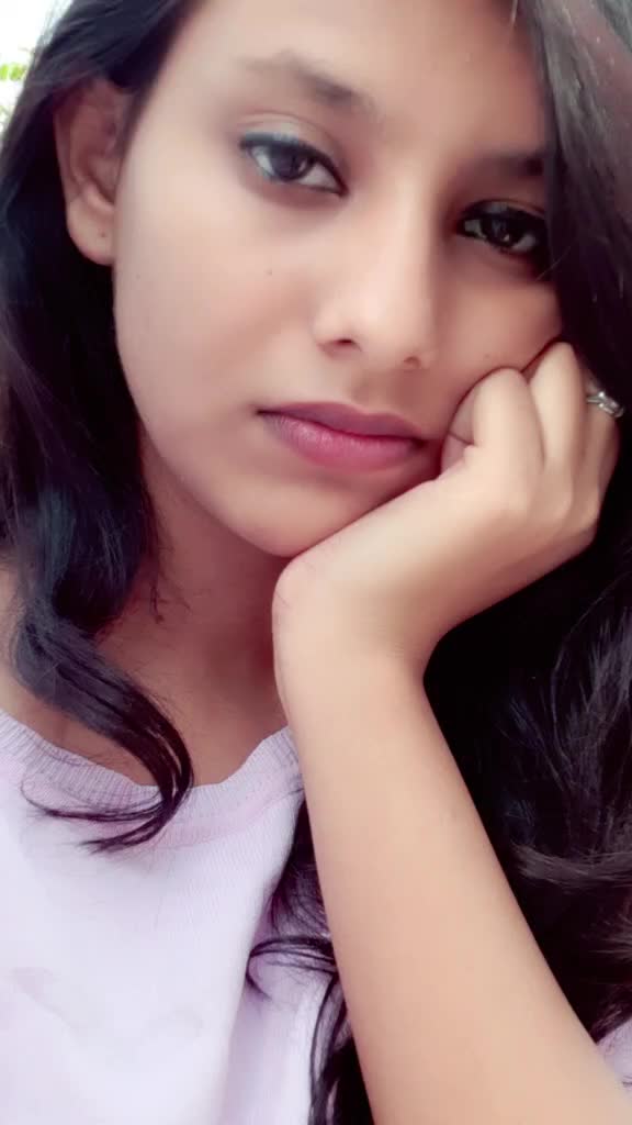 @🐝SAKSHI MESHRAM🐝