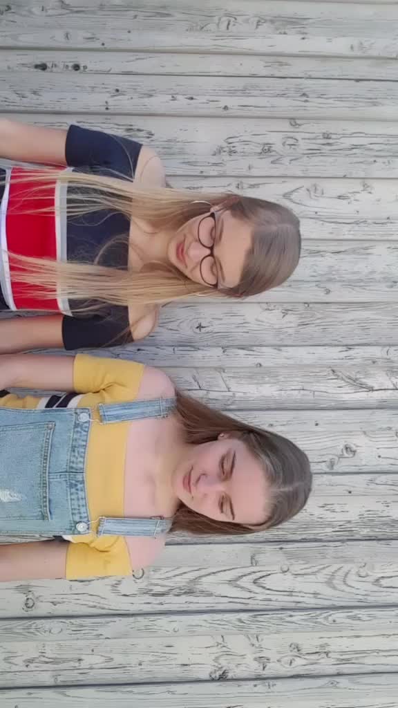 @Elisa & Lisa