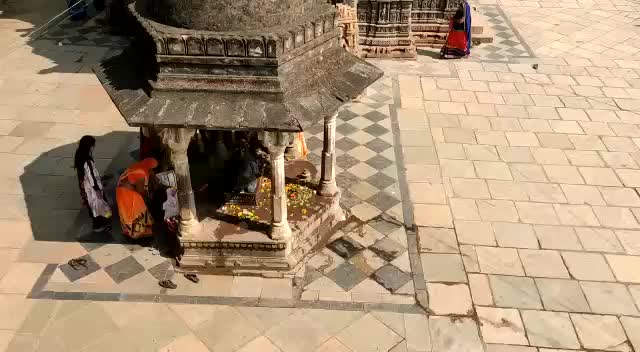 @nikhilyadav