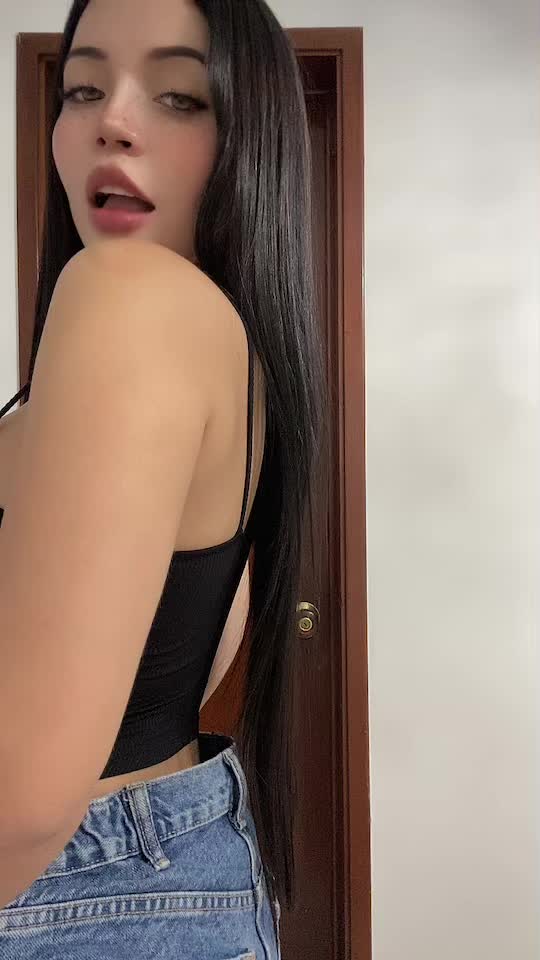 @Lily Rosse B