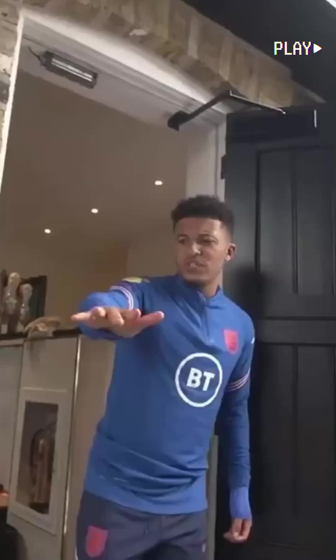 @Jadon_Sancho_Fanpage