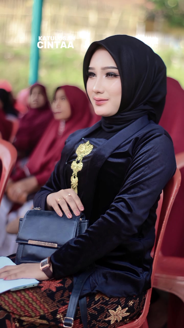 @DMD_DesiRahsah☑️