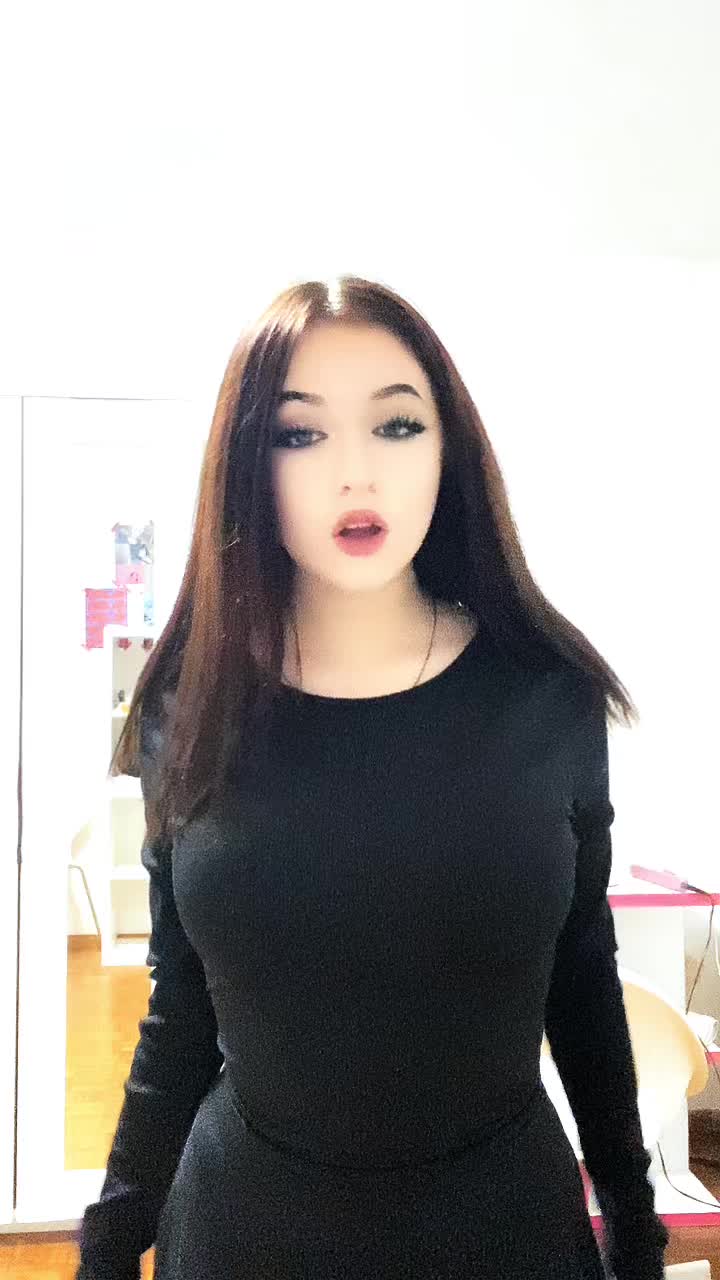@𝓛💋