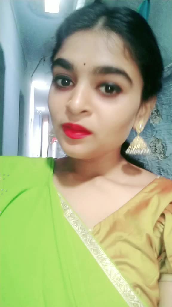 @ShRuThIChArAn😍