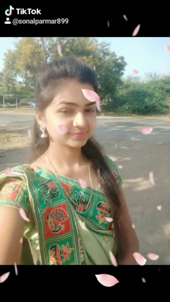 @Rashmika parmar