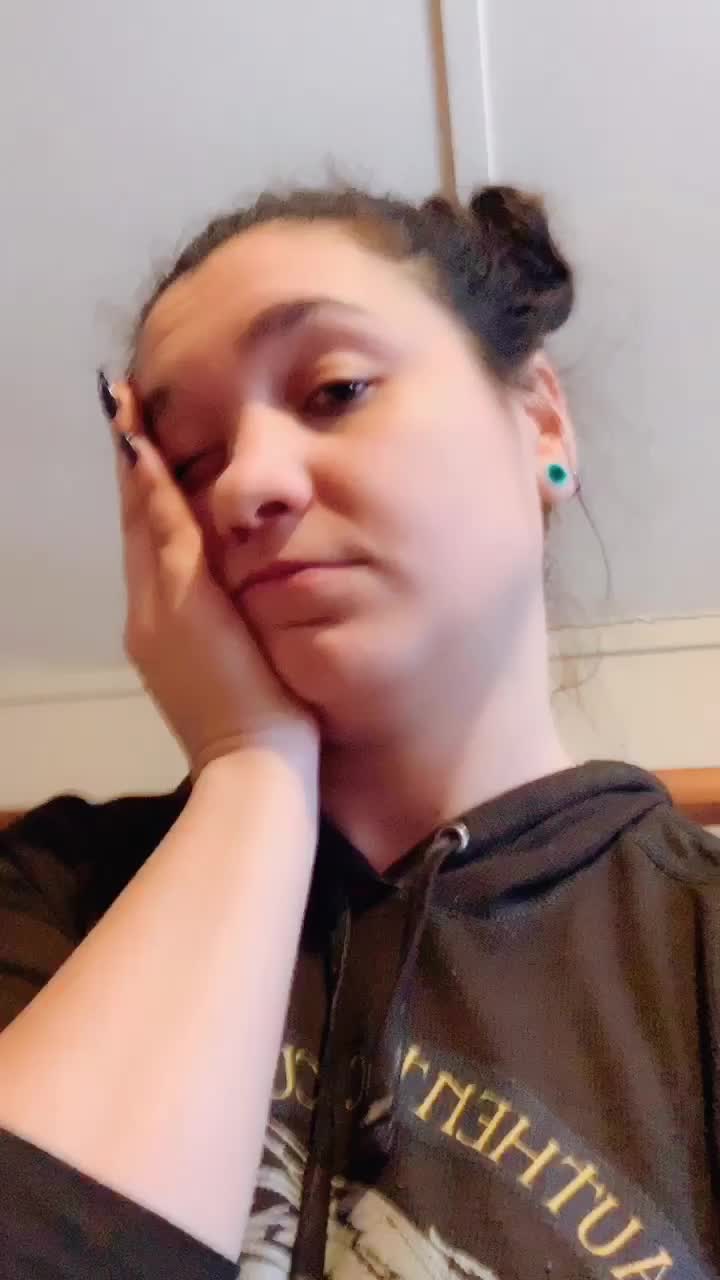 @SkaddaRose
