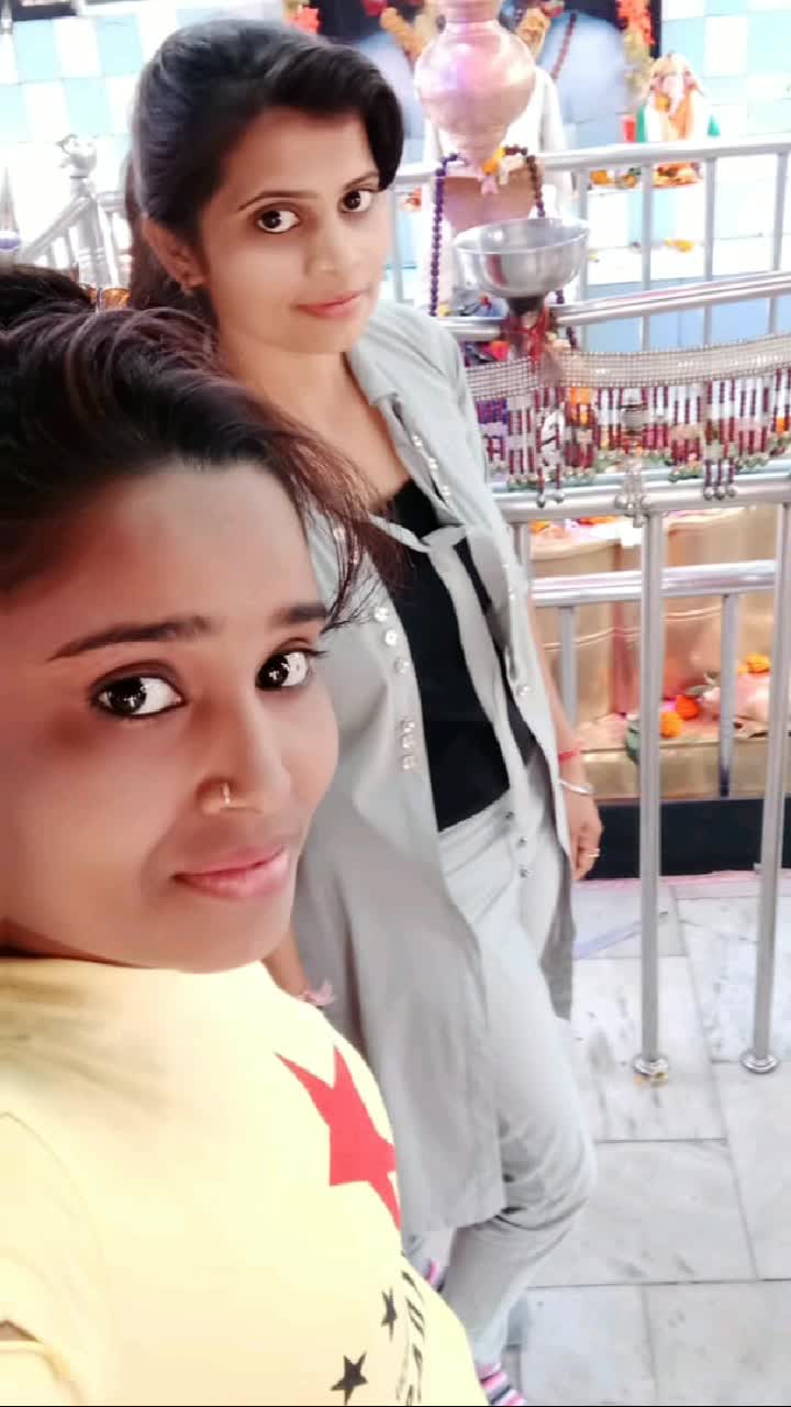 @Yamii kaushik
