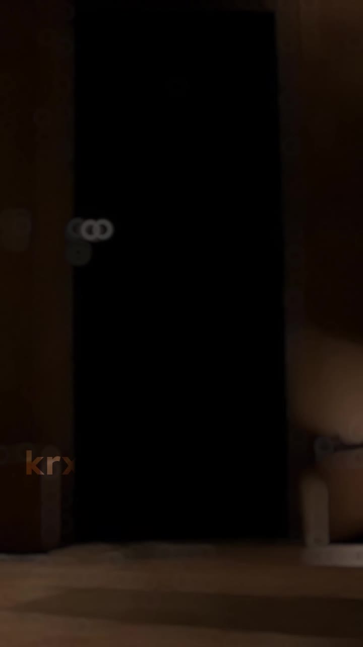 @:p