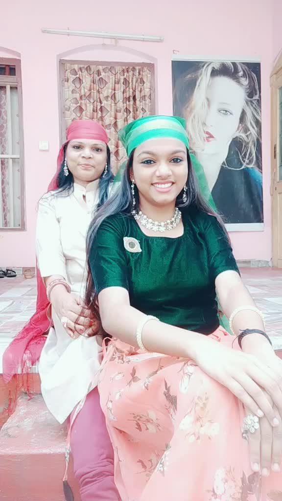@Abhi__Sari__