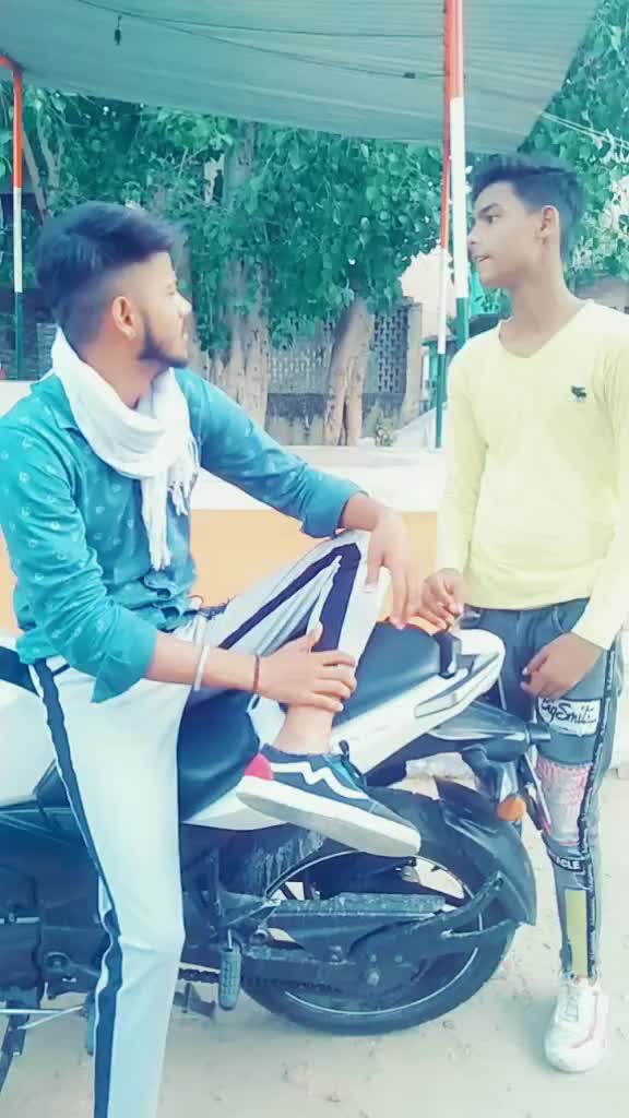 @honey beniwal