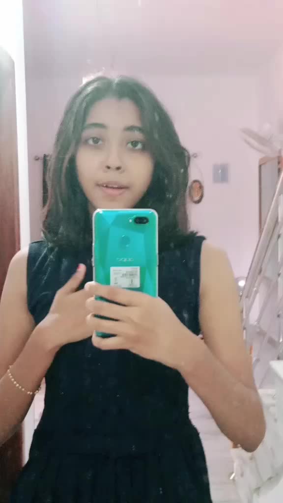 @👑Gopika👑
