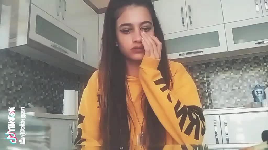 @Ela Gezen