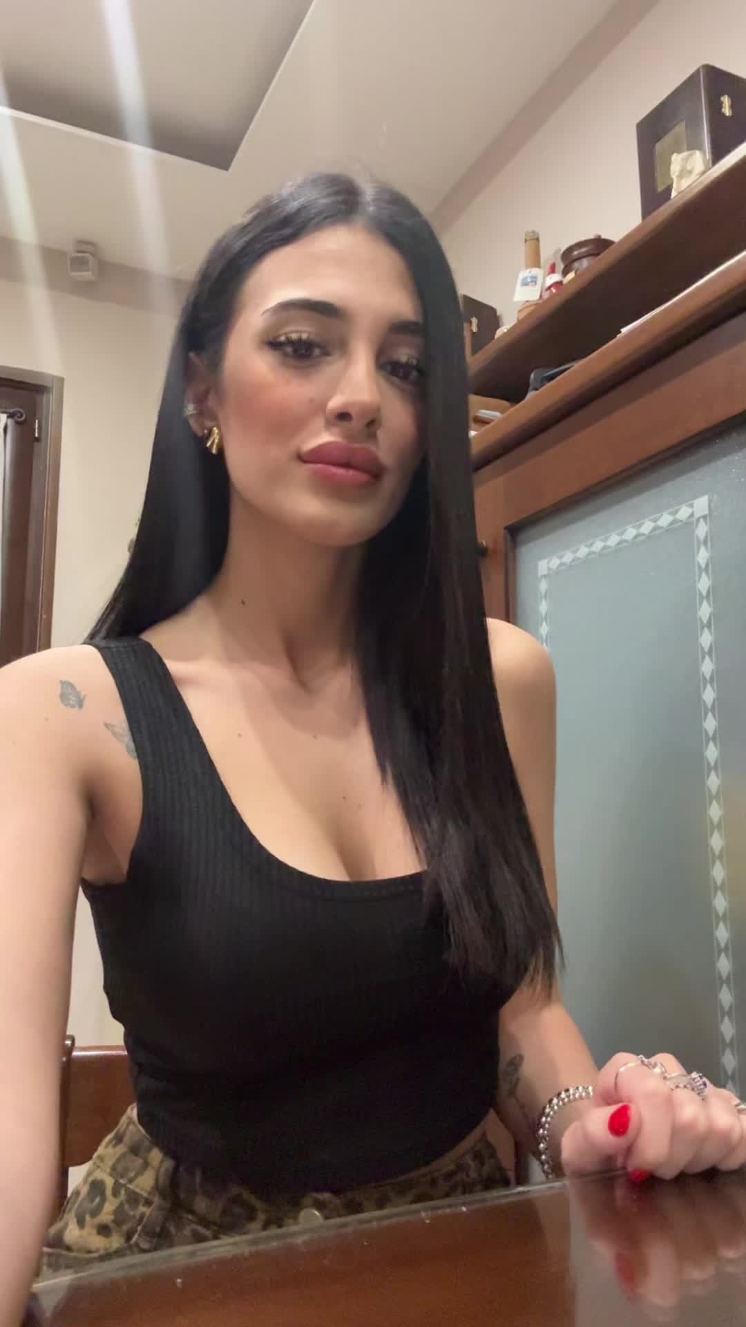 @LAURA🦋